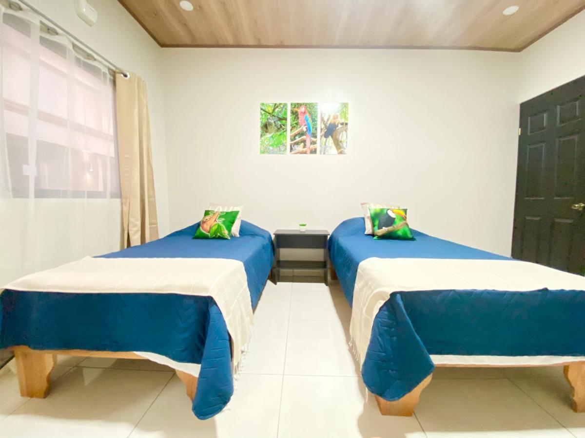 Pura Vida Apartment. 5 Min From Airport 알라후엘라 외부 사진
