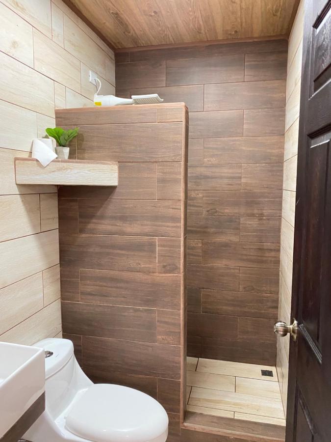 Pura Vida Apartment. 5 Min From Airport 알라후엘라 외부 사진